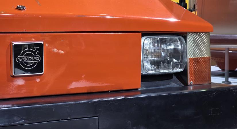 13 lóerős és nagyon szögletes az első villanyos Volvo, Göteborgban találkoztunk vele