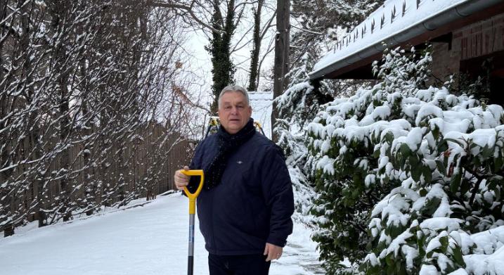 Hóhányók – Józsa Márta jegyzete