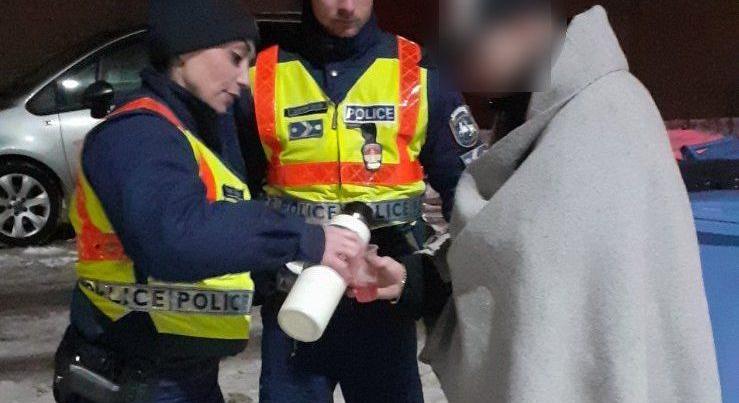Fázó férfira figyeltek fel a debreceni rendőrök
