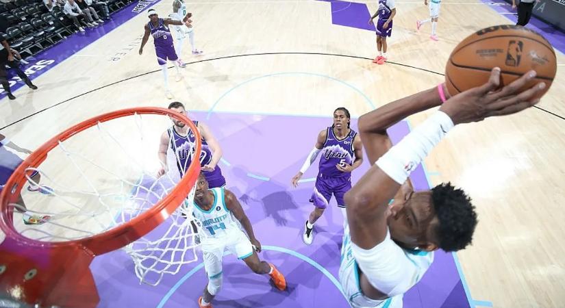 Ötvenöt (!) pontot számolt rá a Jazzre a Hornets a „roncsderbin”, nyert a ligautolsó Pacers is