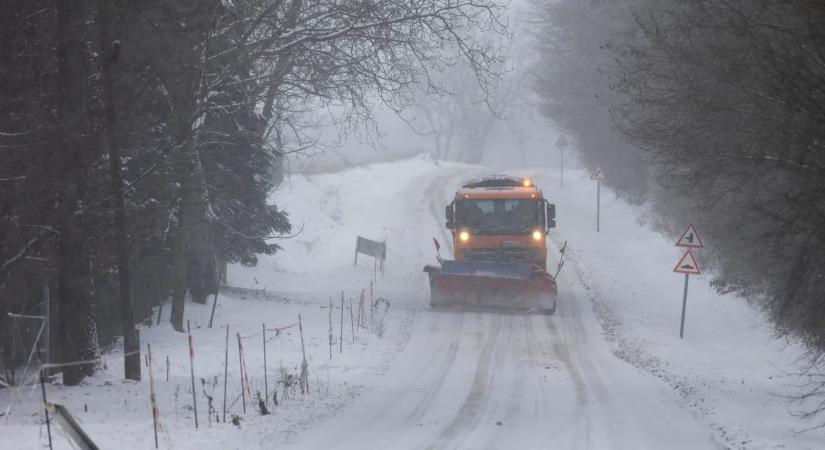 Komoly gondokat okozhat a hófúvás a következő órákban