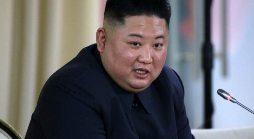 Kim Dzsongun szigorúan tiltja ennek az egy szónak a használatát: büntetés jár érte, ha valaki mégis kimondja