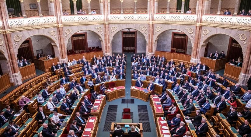 Több nő lett fideszes képviselőjelölt, mint négy éve, de az Attilák és a Gáborok együtt még mindig többen vannak