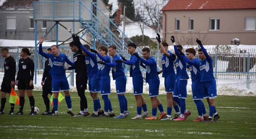 Új edző, új remények: január 12-én indul a Perutz FC Pápa felkészülése
