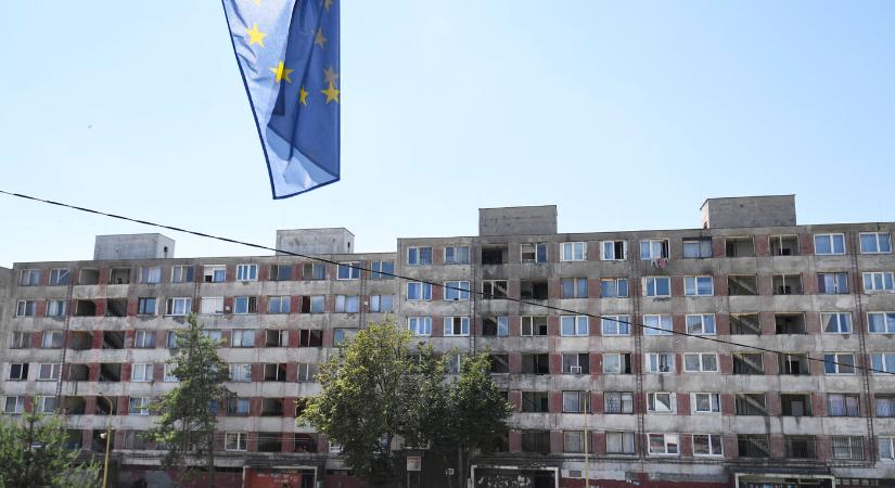 Vitát követően ugorhatott ki az erkélyről egy 28 éves nő a kassai Luník IX lakótelepen