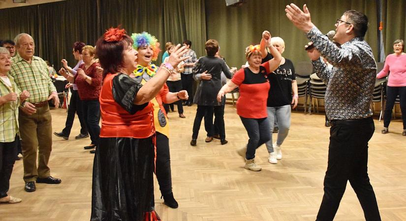 Változást jelentett a szervező: elhalasztják a hétfőre tervezett pótszilveszteri bulit