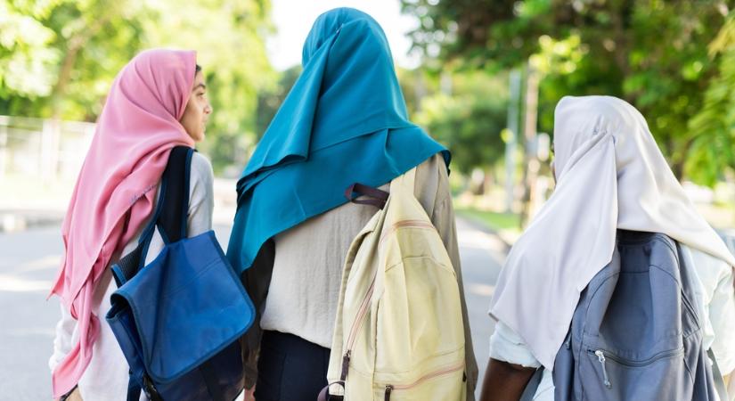 Döbbenetes indokkal vonták meg a diákok állami támogatását