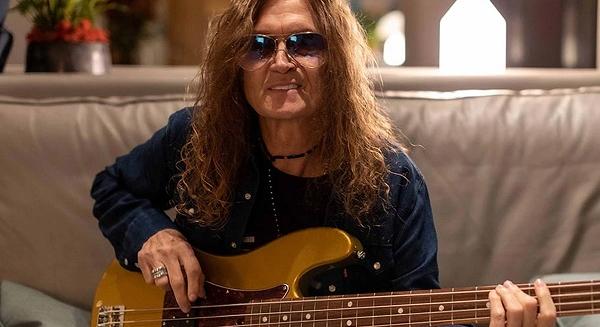 Egészségügyi okokból lemondta amerikai turnéját Glenn Hughes