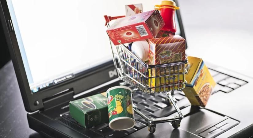 Lezárult egy korszak a netes vásárlásban, így változik a fizetés a webáruházakban