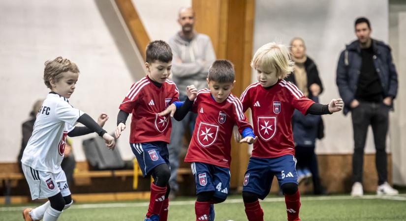 A futballklubnál továbbra is őrzik az elhunytak emlékét