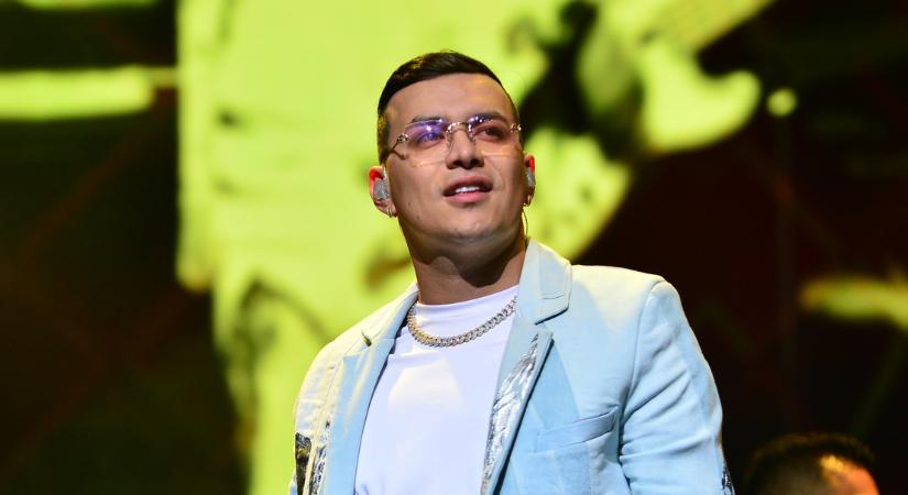 Lezuhant egy kisrepülőgép Kolumbiában, életét vesztette az ország egyik legismertebb énekese