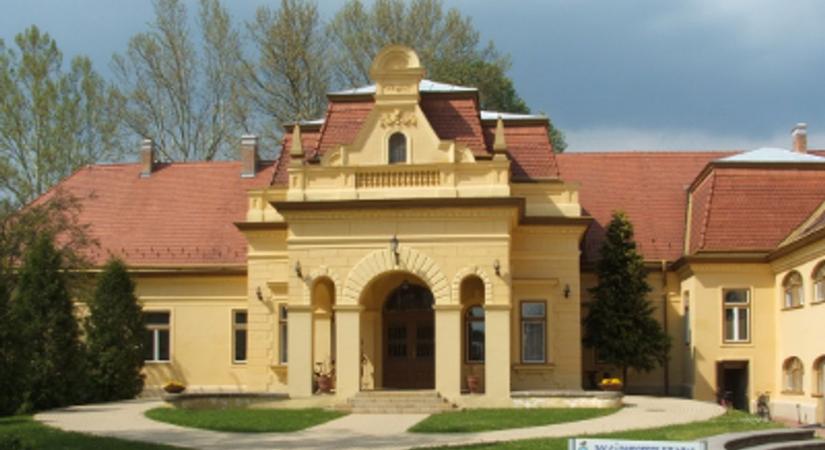 Előzetes bejelentkezés kell a polgármesteri fogadóórára