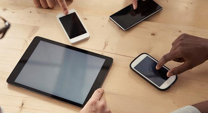 A gyerekek nem tanulnak meg beszélgetni, és erről is a képernyő tehet