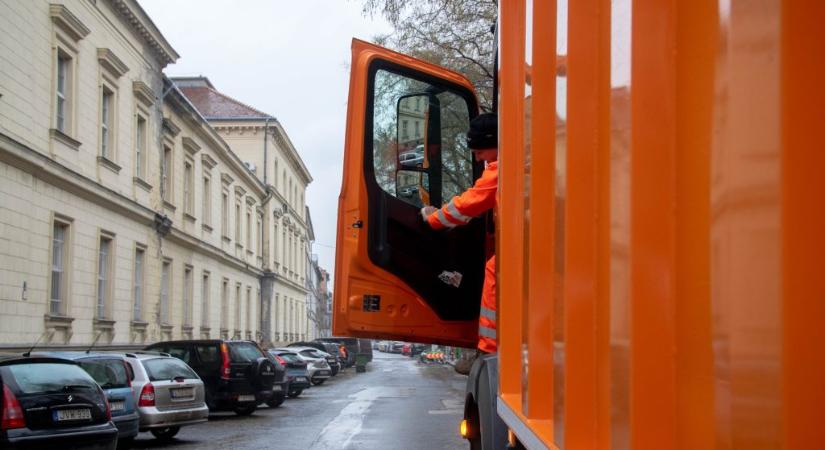 Hetek óta elmarad a szemétszállítás Budán a polgármester szerint