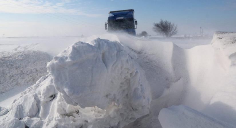 Ne induljanak útnak”: Most adták ki a másodfokú riasztást az északnyugati országrészre