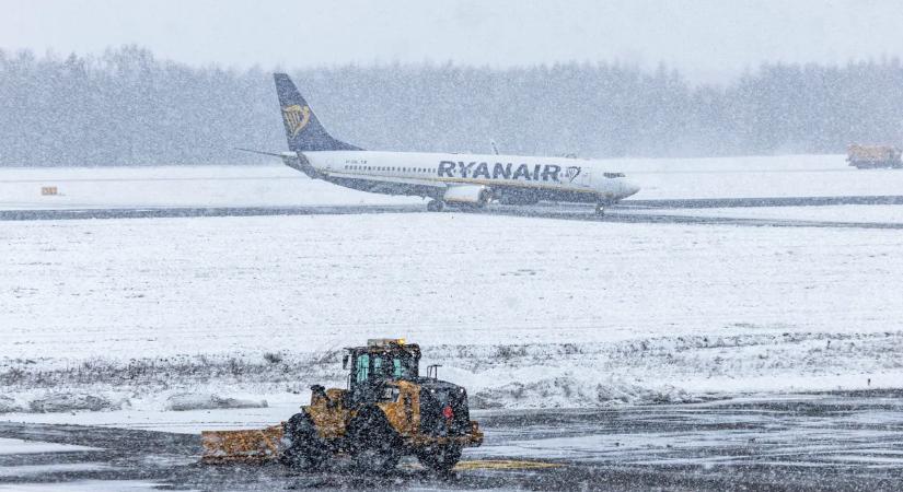 Nyugat‑Európa elveszett a hóban, és a jégben, nálunk csend és rend van, minden rendben megy