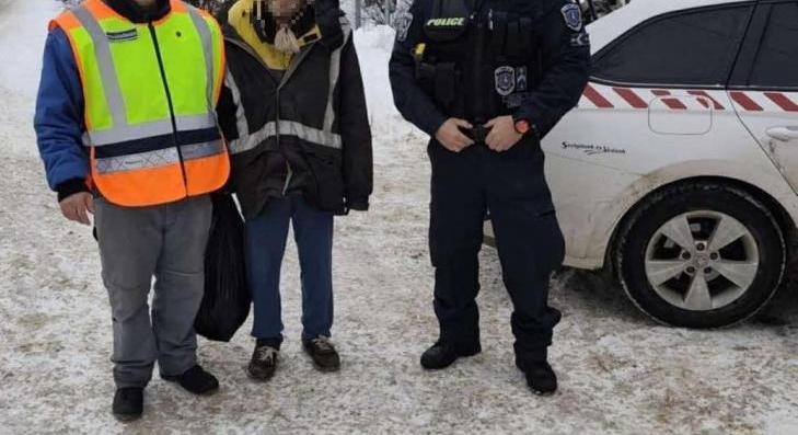 A hevesi rendőrök segítenek, ahol tudnak 