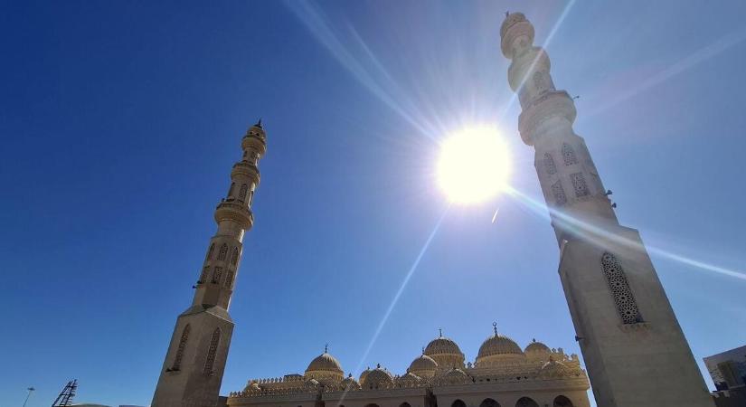 Norvégokra és kínaiakra is süt a megújuló nap Egyiptomban