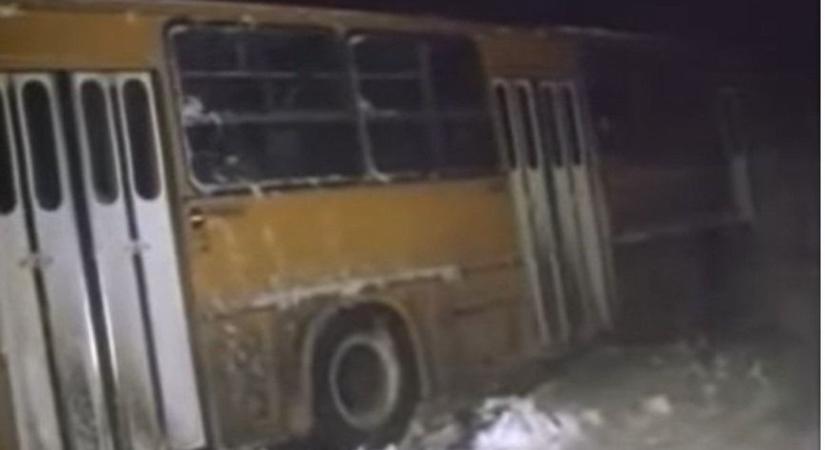 Nincs ellenszere a helyenként viharos erővel havat hordó szélnek - videó