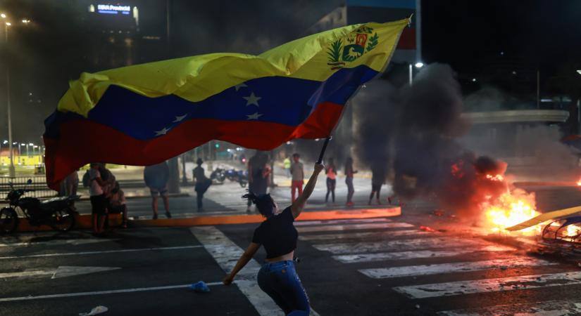 Maduro a börtönből üzent, az USA pedig távozásra inti polgárait