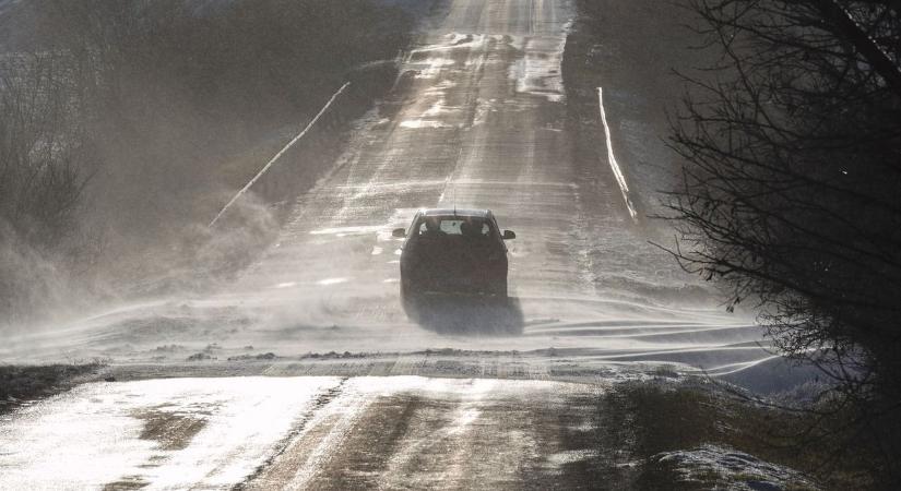 Operatív törzs: senki ne induljon útnak ott, ahol riasztás van érvényben hófúvás miatt