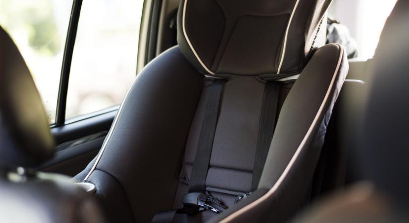 Ötéves kisfiúval együtt loptak el egy autót Szombathelyen