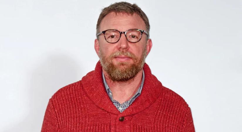 Kicsapták az iskolából, de kit érdekel? Így lett Guy Ritchie az akciófilmek királya