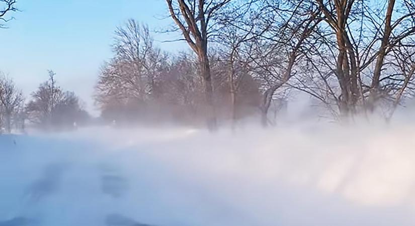 Több megyében már másodfokú figyelmeztetést adtak ki a hófúvás miatt