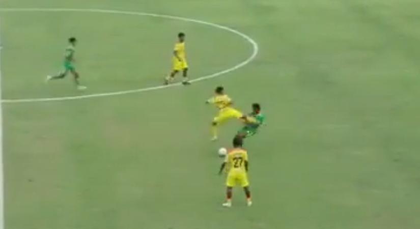 Videó: mellkason talpalta ellenfelét, egész életére eltiltották a futballtól