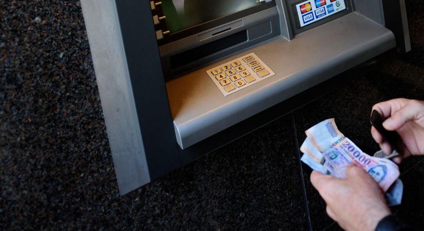 Megszűnik egy magyar bank: megvan a határidő, meddig kell intézkedni az ügyfeleknek