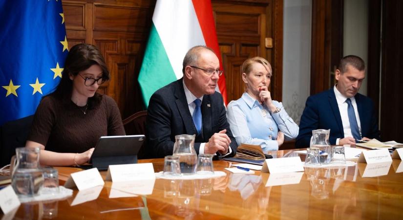 Önkormányzati jogok: így biztosítják a települések függetlenségét