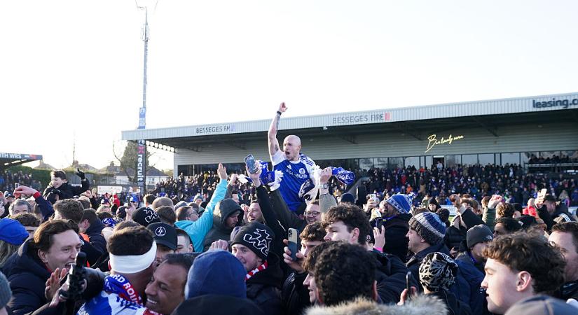 Négy napig vedelt, majd megvette a kiscsapatot, amely minden idők egyik legnagyobb meglepetését okozta