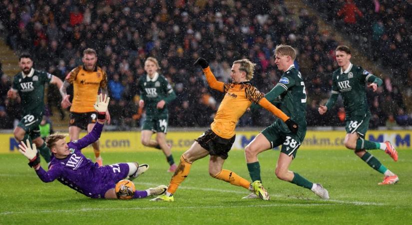 Tizenegyest is védett a visszatérő Tóth Balázs, de csapata kiesett a kupából