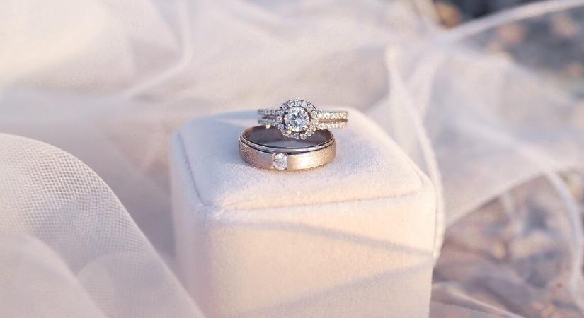 Gázrobbanásban halt meg egy ifjú pár, alig néhány órával az esküvő után