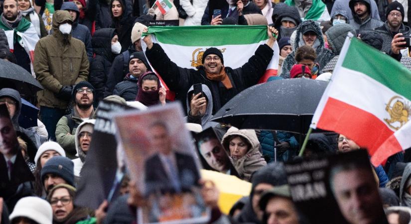 Az iráni vezető megtalálta a zavargások, tüntetések okát