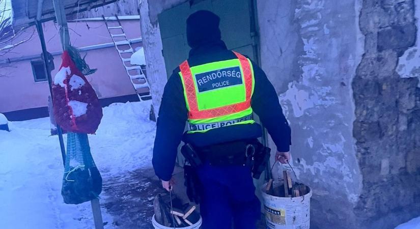 Üzenetet írt egy idős nő, ezt gondolja a rendőrök tettéről