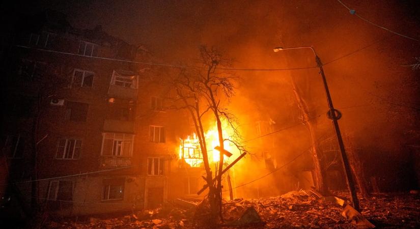 Se fűtés, se áram: egyre jobban megsínyli az ukrán lakosság az orosz légicsapásokat