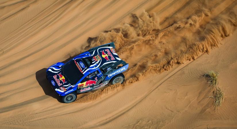 Hatalmas zárkózásba kezdett Ekström a Dakaron