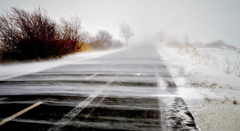 Drámai napok: a hófúvások mellett családok maradtak fedél nélkül a zord tél közepén (videó)