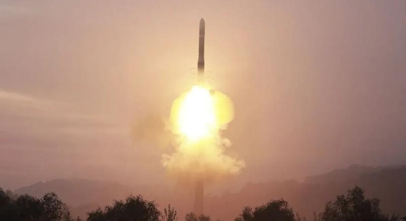 Mindenki retteghet? Ez Oroszország új nukleáris rakétája