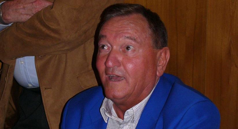 Elhunyt a világhírű író, aki Friderikusz műsorában a földönkívüliekről beszélt