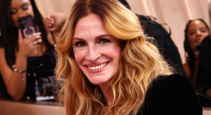 Julia Roberts dekoltázsa ellopta a show-t a Golden Globe-gálán: mutatjuk, miket viseltek a női sztárok idén