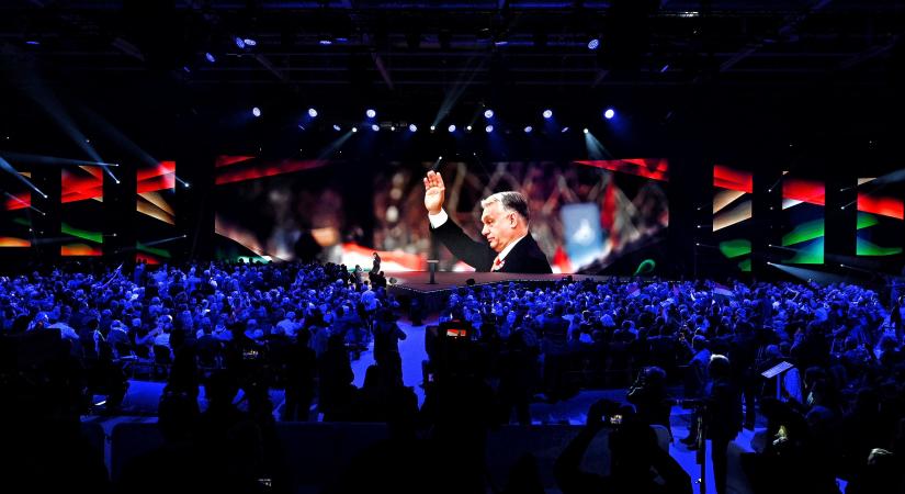 És akkor Orbán Kossuth bicskájával rábökött, kiből lehet képviselőjelölt