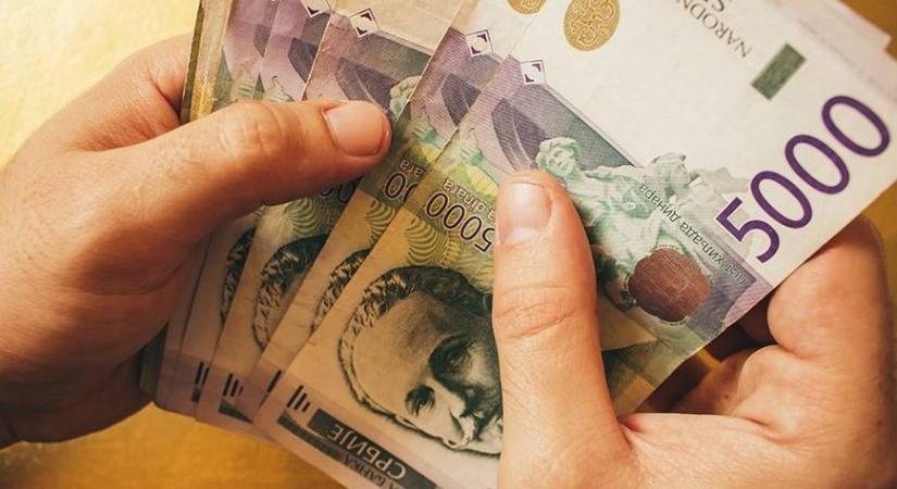 A polgármester is felvette a háromszáz eurónyi segélyt, biztos ami biztos