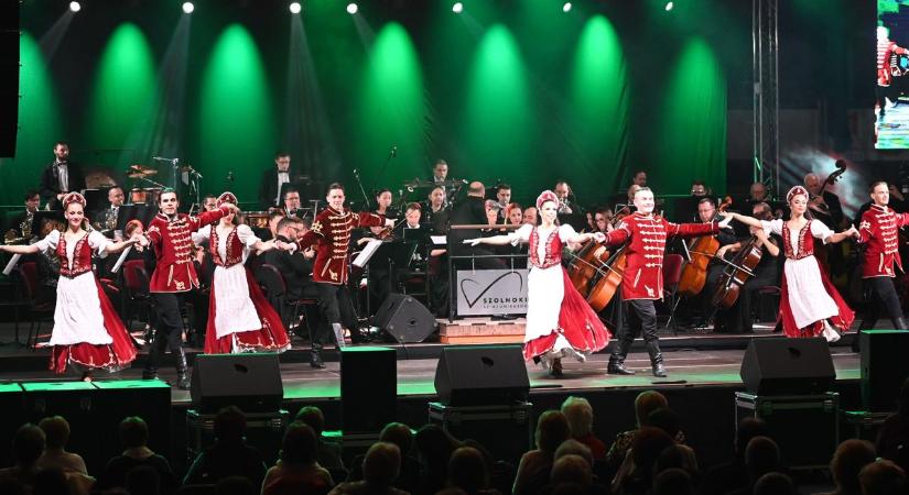 Szolnoki Szimfonikusok: az élet szimfóniája