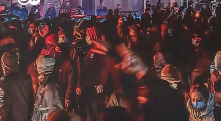 "Az iráni rendszer lassú eróziója valószínű"