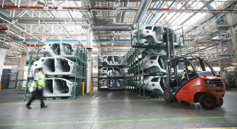 Nagyon nem tud talpra állni a magyar ipar: brutális számok jöttek, sose jön a felpattanás?