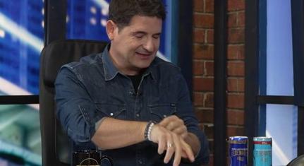 „Az ember félve vesz fel egy márkásabb ruhadarabot” – mondta Hajdú Péter egy ötmilliós Rolexben