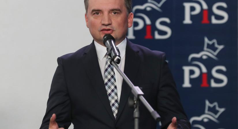 Magyarország politikai menedékjogot adott a korábbi lengyel igazságügyi miniszternek, Ziobrónak