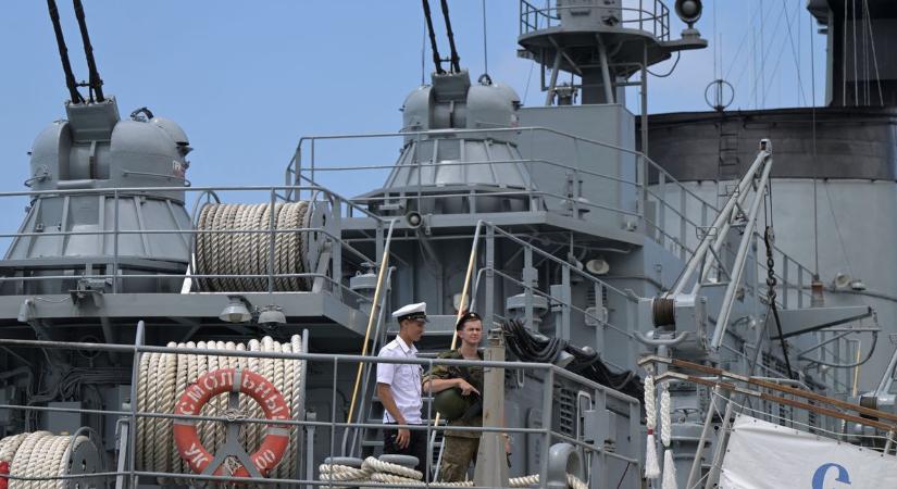 Újra itt a vadnyugat: eljött, amitől a fél világ retteg, felsorakoztak Kína, Oroszország és Irán hadihajói